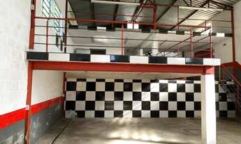 Imagem 3: PAVILHÃO COMERCIAL C/360m² / 12 vagas cobertas