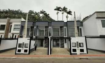 Imagem 2: CASA COM DOIS DORMITÓRIOS EXCELENTE ACABAMENTO AO LADO DA FIP