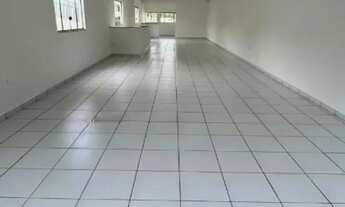 Imagem 3: Excelente Ponto Comercial, com cômodos amplos, ventilados e Avenida principal