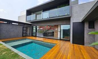 Imagem 2: Casa à venda em Maringá, GLEBA DO RIBEIRÃO CENTENÁRIO, com 3 suítes, com 280 m²