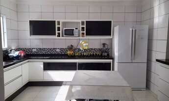 Imagem 3: Lindo Sobrado, 3 dormitórios , sendo 1 suíte, no Jardim Santa Julia