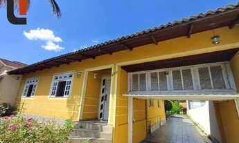 Imagem: Casa com 4 dormitórios à venda, 252 m²