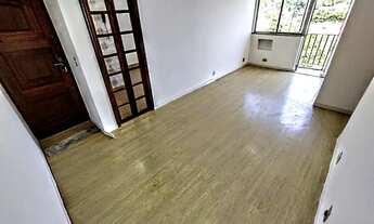 Imagem 2: Imóvel para venda possui 72 m², 2 quartos na Praça Seca - Rio de Janeiro - RJ