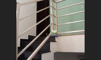 Imagem 6: Belíssimo sobrado de 185 m² com 3 dormitórios, sendo 1 suíte com closet, churrasqueira, 4