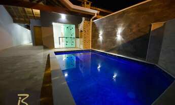 Imagem: Linda casa com 2 dormitórios sendo uma