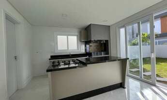 Imagem 4: Raridade em condomínio fechado. Oportunidade única!!