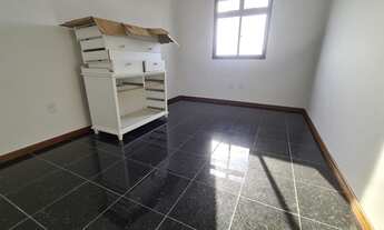 Imagem 6: Cobertura de 4 quartos, sendo 04 suítes, 180,00M², 02 vagas de garagem à venda no Centro e