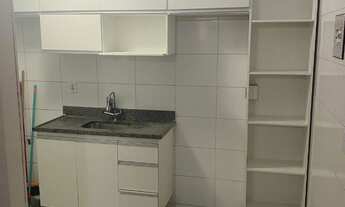 Imagem 6: Apt em frente ao metrô Colégio