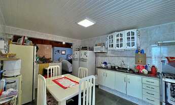 Imagem 6: Casa com piscina em Boracéia