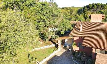 Imagem 4: Casa de 400m² com 3 quartos em Santa Felicidade