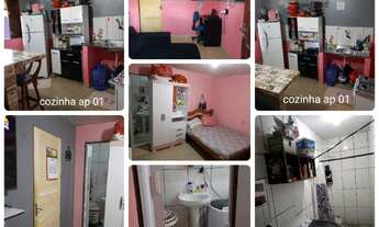 Imagem 3: Casa de 4 quartos e mais 3 apartamentos