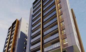 Imagem 2: 2 Quartos a duas quadras do mar, predio de esquina