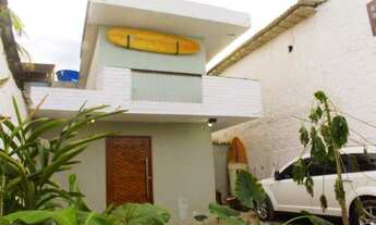 Imagem 3: Terreno com 2 sobrados com piscina no Guarujá