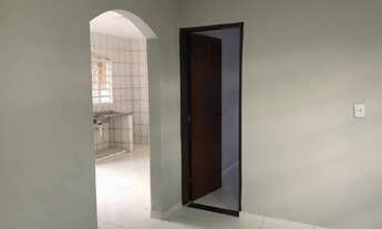 Imagem 6: Recanto das emas Q113, aceita financiamento, casa na laje, 2 qtos, recém reformada, área d