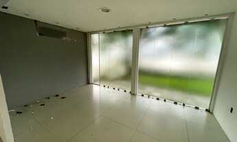 Imagem 5: Casa para Locação Comercial em Piedade do Lado do Boris Berestein. 430m2. 8 Vagas