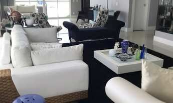 Imagem 5: Cobertura Duplex com 470M², 4 suítes, sendo a máster com closet e banheiros Sr. e Sra, ar