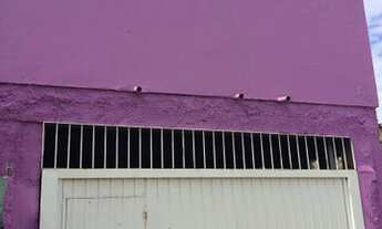 Imagem: Alugo casa de fundos, andar térreo disponível!