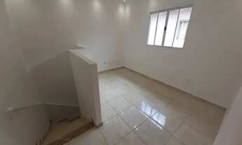 Imagem 4: Sobreposta Alta com 2 Dormitórios em Condomínio no Samambaia, Repasse de Financiamento