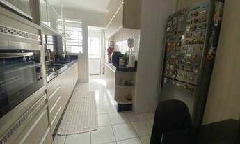 Imagem 3: Belíssimo apartamento de três dormitórios com suíte semi mobiliado vista mar em Coqueiros