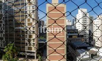 Imagem 5: Apartamento completamente reformado com 3 dormitórios e 2 vagas para locação no Itaim Bibi