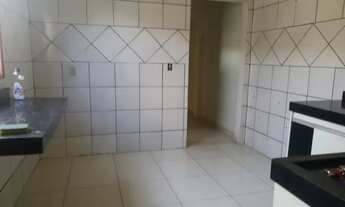 Imagem 3: Alugo uma casa com 2 quartos e um banheiro