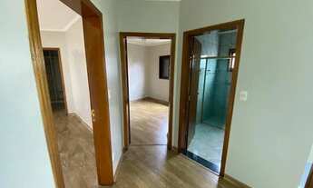 Imagem 3: Casa de condomínio sobrado para aluguel possui 300 metros quadrados com 3 quartos