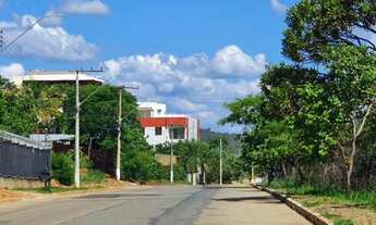Imagem 4: Lotes para Uso Comercial na Avenida Perto da Lagoa Central