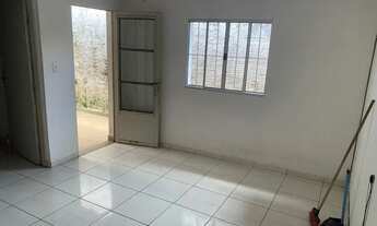 Imagem 2: Casa para aluguel com 50 metros quadrados com 2 quartos em Jardim Camila - Mogi das Cruzes