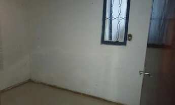 Imagem 5: Alugo uma casa com 2 quartos e um banheiro