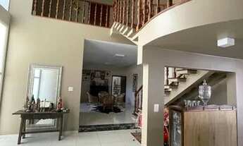 Imagem 7: Casa de condomínio sobrado para venda tem 960 metros quadrados com 5 quartos