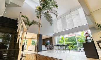 Imagem 6: Casa de condomínio para venda tem 602 metros quadrados com 6 quartos