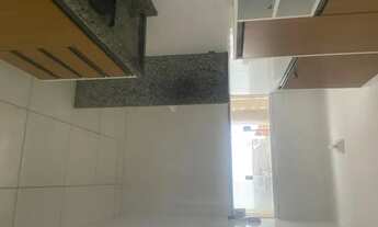 Imagem 3: Alugo apartamento de 1/4 e sala com espaço térreo próximo à praia