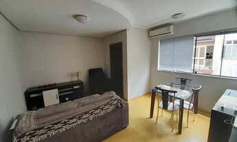 Imagem 5: Apartamento Semi-mobiliado no Bairro Petrópolis com 70 m², 01 dormitório, sala de estar, c