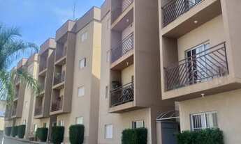 Imagem 7: Amplo apartamento com quintal privativo e lavanderia externa