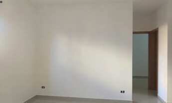 Imagem 5: Amplo apartamento com quintal privativo e lavanderia externa