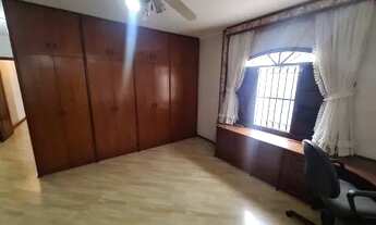 Imagem 5: CASA A VENDA NA REGIAO DE ROMA, FRENTE DE RUA