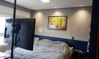 Imagem 7: PORTO ALEGRE - Apartamento Padrão - Partenon