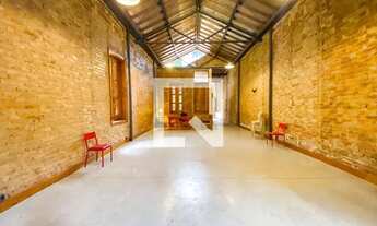 Imagem 5: Casa para Aluguel - Laranjeiras, 1 Quarto, 136 m2