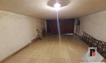 Imagem 6: Casa com 3 Quarto, Garagem Ampla. E Jardim na Frente e nos Fundos