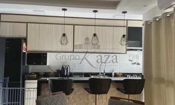 Imagem 6: Apartamento para Venda Todo Mobiliado com 83m², 3 Dormitórios, Suíte, Varanda com Churrasq