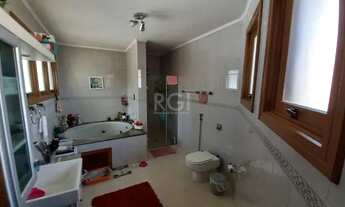 Imagem 3: Casa para Venda - 370m², 5 dormitórios, sendo 2 suites, 6 vagas - Tristeza