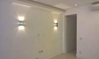 Imagem 5: Apartamento para venda tem 75 metros quadrados com 2 quartos em Laranjeiras - Rio de Janei