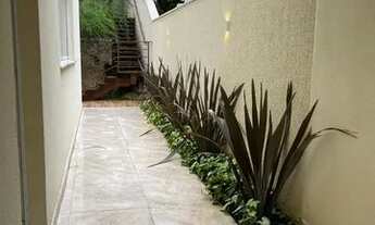 Imagem 6: Casa em Condomínio de Alto Padrão, com 440 m² .4 suítes. Área Gourmet. Piscina Natural