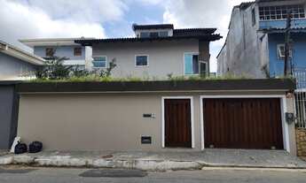 Imagem: Casa para venda tem 220 metros quadrados