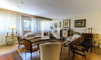 Imagem 2: Apartamento à Venda - Santa Cecília, 3 Quartos, 230 m2