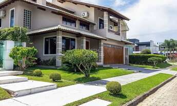 Imagem 2: Casa com 4 dormitórios para temporada, 300 m² - Jurerê Internacional - Florianópolis/SC
