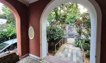 Imagem 3: Casa no Lourdes Casa com 5 dormitórios