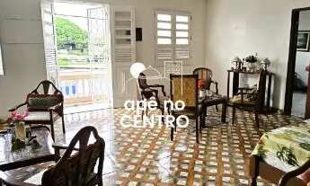 Imagem 4: Venda_Casarão com vila no Centro