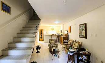 Imagem 5: Casa à Venda - 3 Dorm. (1 Suíte), 1 Vaga, 500 metros do Mar - Pântano do Sul, Florianópoli