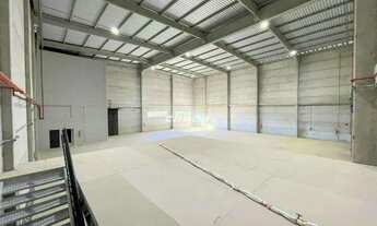 Imagem 7: Galpão com aproximadamente 883,85m² para locação em Navegantes I Cadore Imóveis